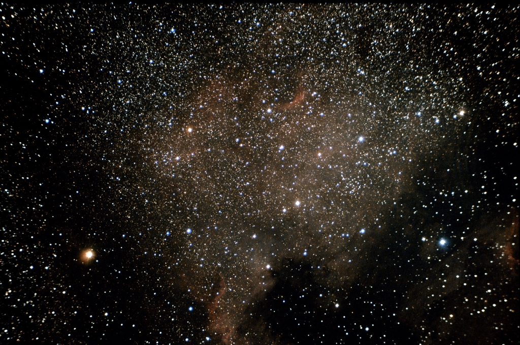 NGC7000  L80/400 (sur monture LX90) 12 poses de 1 minute avec EOS 1100D partiellement défiltré.